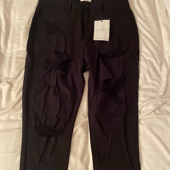 Super high waisted distressed black skinny jeans - Picture 2 of 3